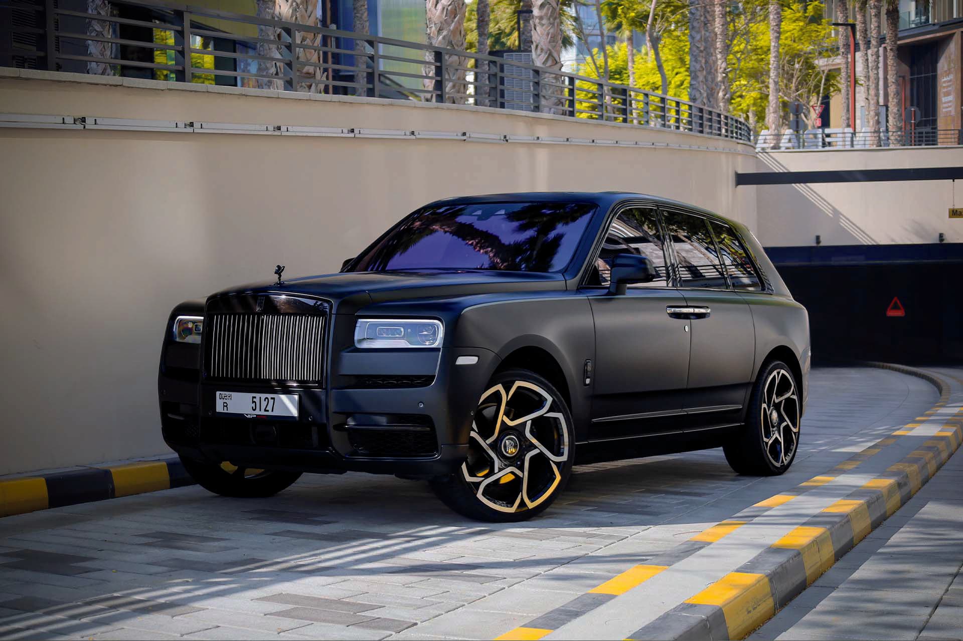 Rolls-Royce Cullinan Black Badge