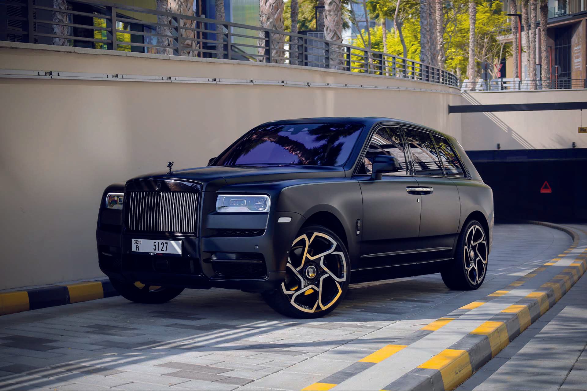 Rolls-Royce Cullinan Black Badge