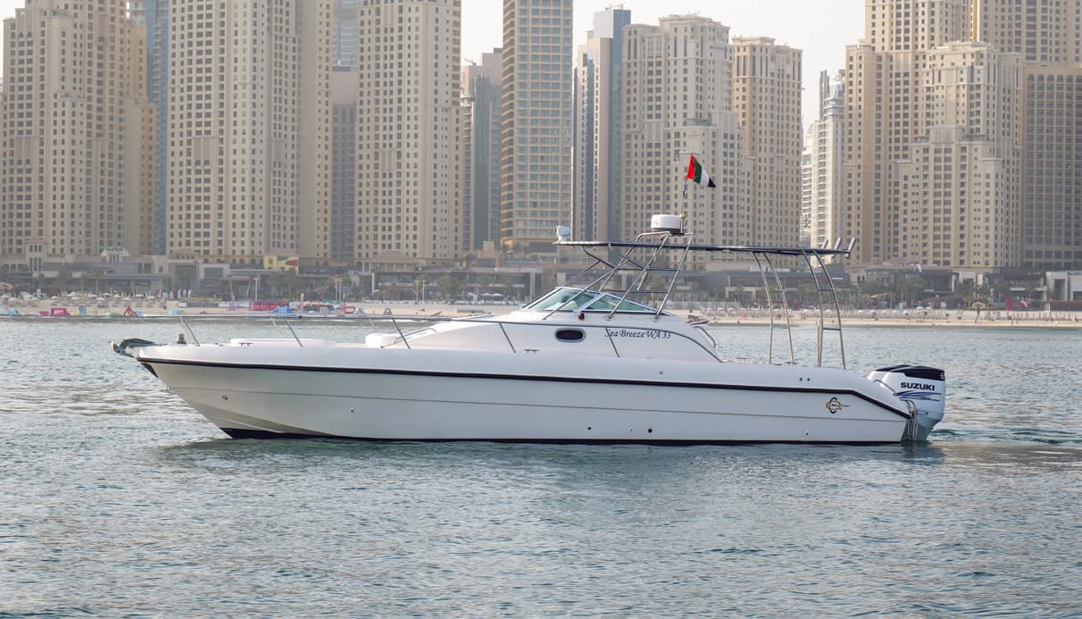 Location yacht 34 pieds Sport a Dubai Marina avec Dubai Small
